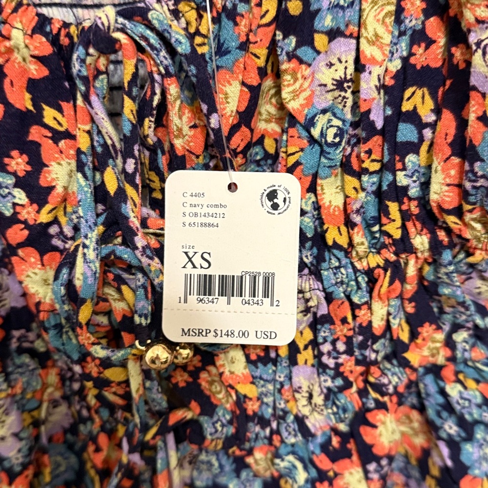 Free people 🌹Floral Puff Sleeve Top - Picture 4 of 17